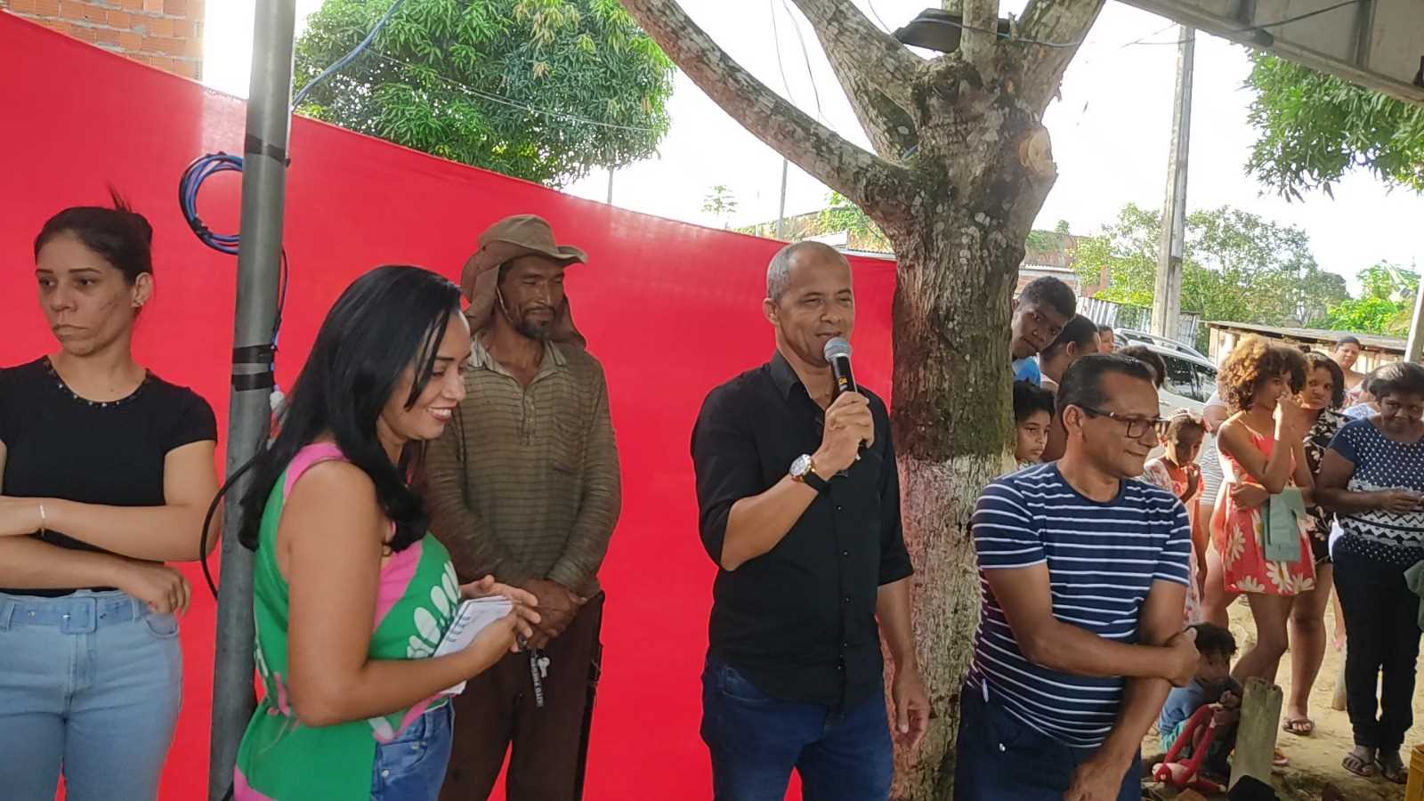 Camacã: Prefeitura homenageia as Mães da Portelinha I através do Projeto Brechó Solidário.
